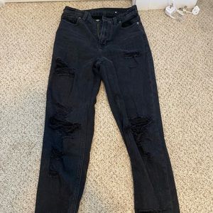 American Eagle black ripped jeans!